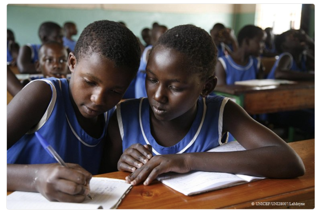 Senza istruzione non saremo in grado di raggiungere il più importante degli SDG: eliminare la povertà estrema. Per ogni anno di istruzione aggiuntiva il salario aumenta del 10%.