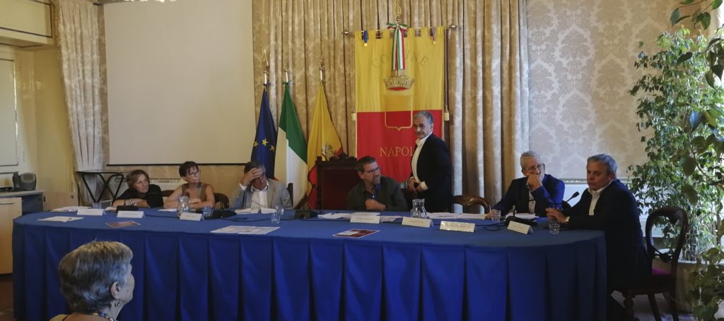 Welfare aziendale, banca ferie, contributi per le spese scolastiche e sanitarie, attenzione ai consumatori. Sergio D'Angelo racconta l'esperienza del consiglio civico di ABC Napoli e la convergenza con il ForumDD sulla proposta sui consigli del lavoro e della cittadinanza nell'impresa. 