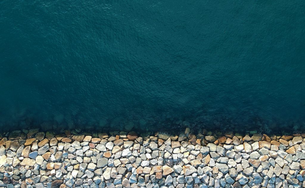 Le profonde differenze geografiche nella diffusione dell’epidemia e delle sue possibili conseguenze economico sociali finora sono state poco considerate. Per la fase due è necessario elaborare politiche differenziate nei diversi territori e guardare diversamente al Sud. Un contributo di Alessandro Coppola, Francesco Curci, Arturo Lanzani