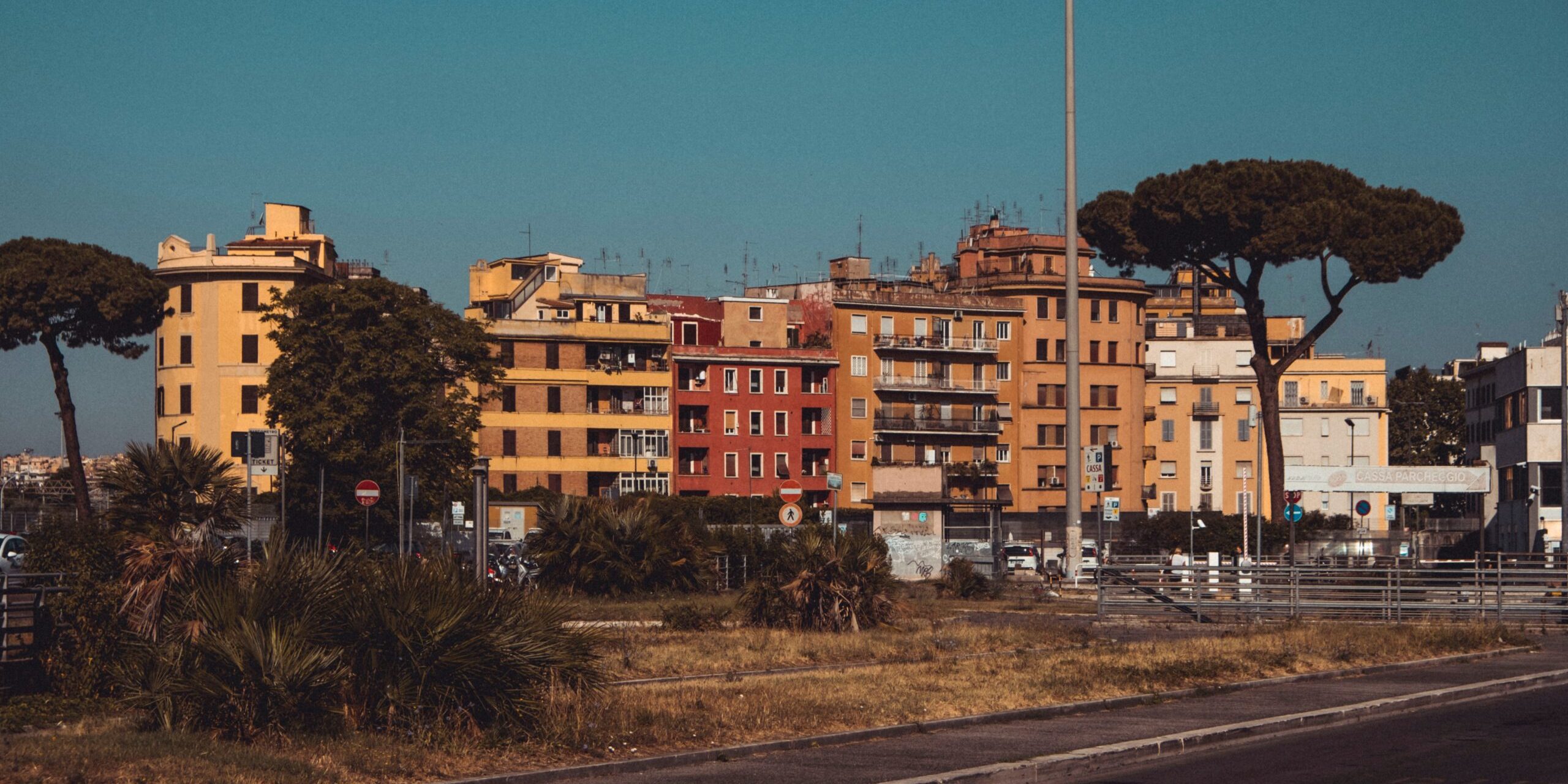 moritz-kindler-EuPqutW10BQ-unsplash