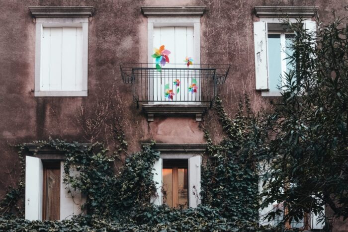 cristina-gottardi—5QEAiAfgE-unsplash