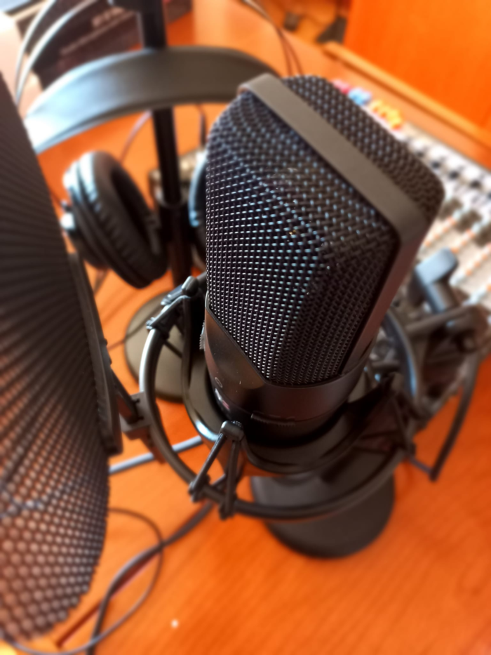 web radio (1)