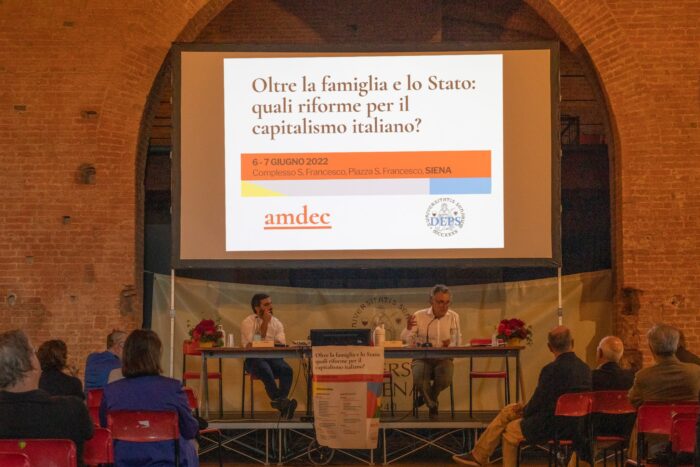 COPERTINA-7-GIUGNO Ministro Orlando: “In Italia dovremmo recepire la proposta di direttiva europea finalizzata a introdurre in tutti gli stati membri la co-gestione delle imprese"
