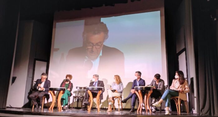 Foto-Copertina_26-04_periferie-PNRR Giustizia sociale e ambientale insieme: interventi per le periferie urbane dal PNRR alle politiche ordinarie