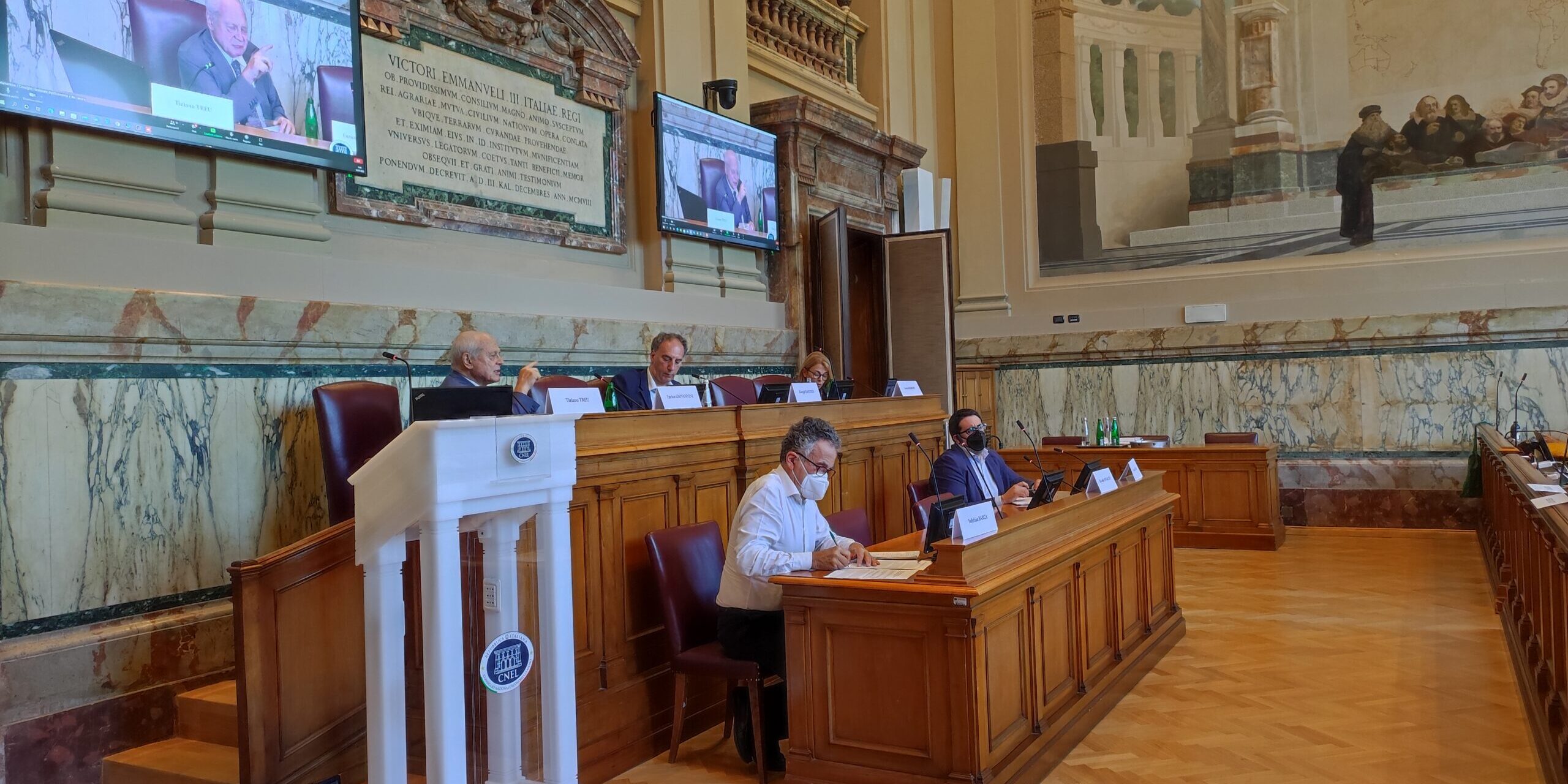 Politiche-abitatitve_6-scaled Casa: l’Osservatorio nazionale sulle politiche abitative e di rigenerazione urbana “Offerta di Edilizia Residenziale Pubblica in Italia soddisfa solo tra il 3 e il 5% della domanda. Serve strategia pluriennale, adeguatamente finanziata e impegno di istituzioni e politica”