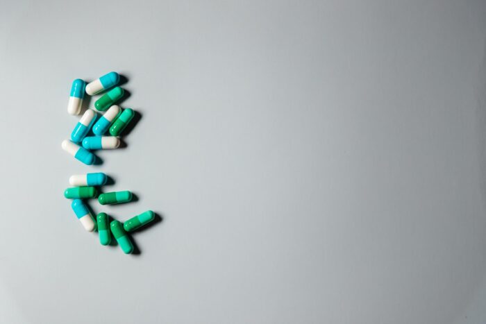 Vaccini e farmaci come bene pubblici: la proposta del ForumDD al Parlamento italiano